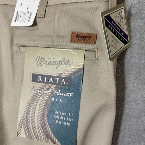 NWT Wrangler Riata 38x30 (Inseam 30.5) Flat Front Pants Pleated Relaxed Khaki - Picture 1 of 11